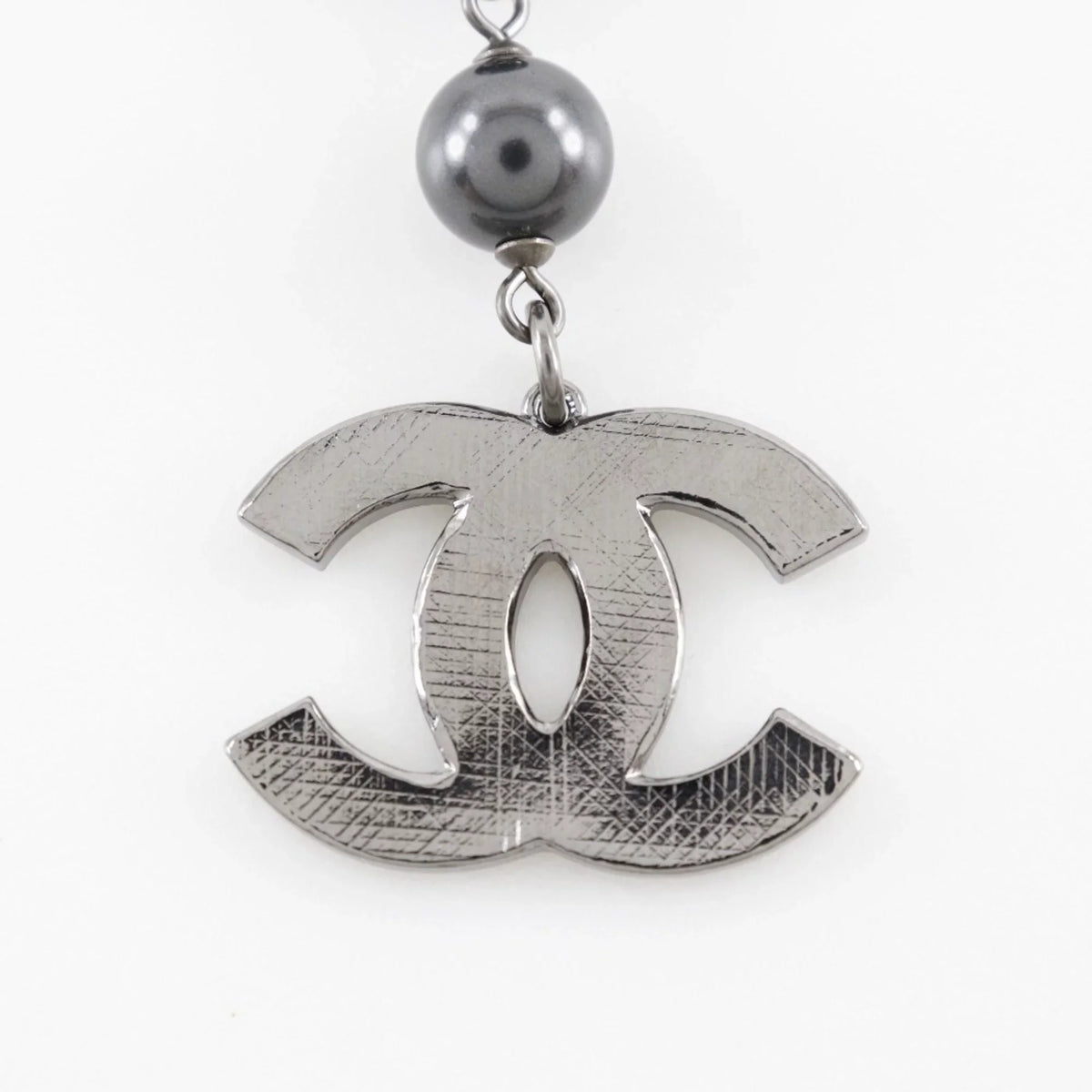 Pre-Owned  Chanel Coco Mark Bracelet Metal x Fake Pearl Plastic Silver/Black 09V Women's (Good)