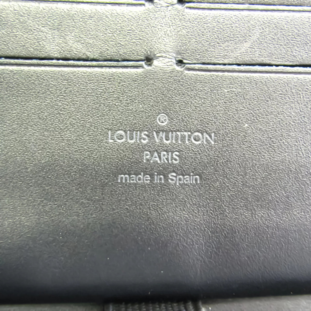 Pre-Owned Louis Vuitton Zippy Organizer  Men's Utah Leather Long Wallet (bi-fold) Basalt (Good)